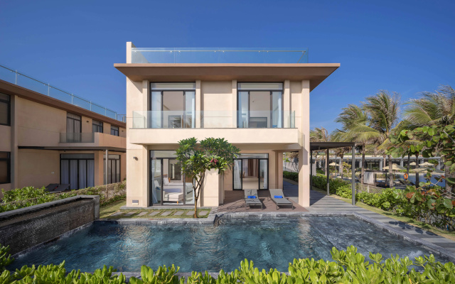 2 bedroom in Cam Ranh Beach Villa – Outside – Cam Lam