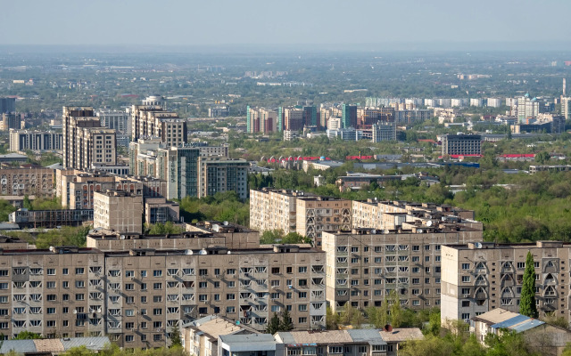 Yevrodvushka S Potryasayuschim Vidom Na Gorod Flat