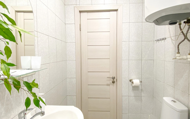 Апартаменты Счастье жить в центре Севастополя с балкончиком