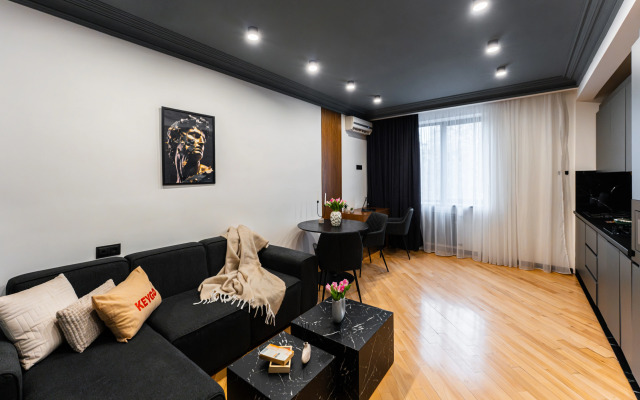 KeyGo #0122, 1 Bedroom, City Center Apartments