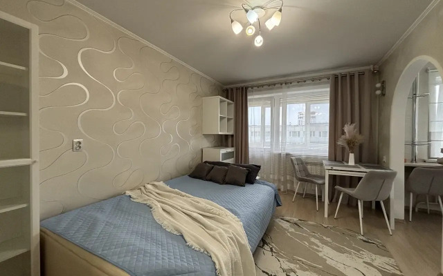 2-Kom Sakhalinskaya 19-12 Flat