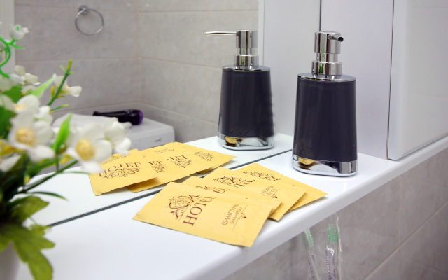 Апартаменты Explore the city in comfort