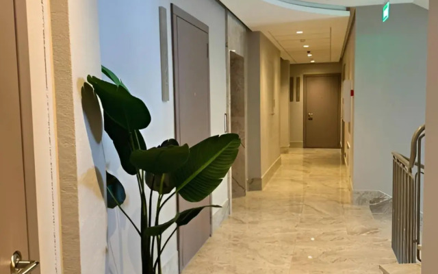 Dvuhmestniye na Vtoroy Beregovoy Linii Apartments