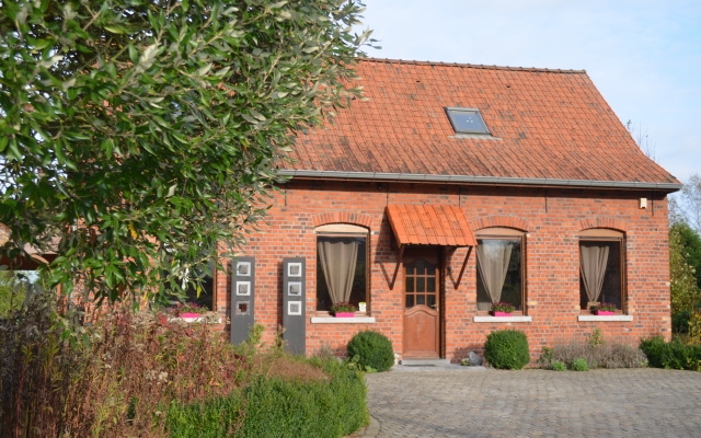 Cozy Holiday Home in Ploegsteert With a Garden