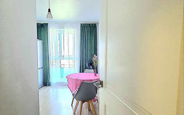 Apartamenty Set gostevykh kvartir Yedem v Perm Flat