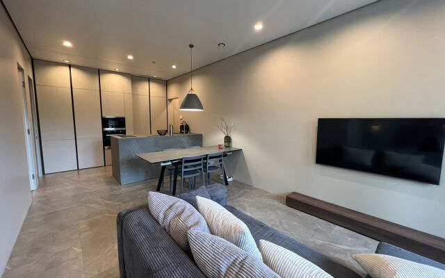 Апартаменты Люкс на первой береговой линии