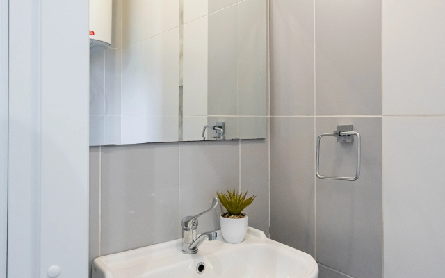 Dvuhkomnatnaya V Tsentre Goroda s razmesheniem do 7 goetei Flat
