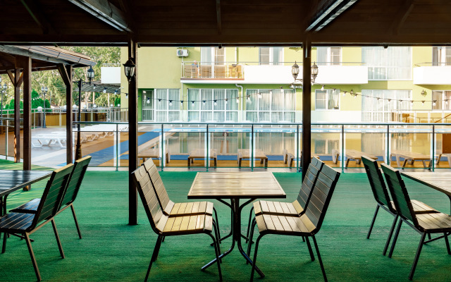 Relax Hotel