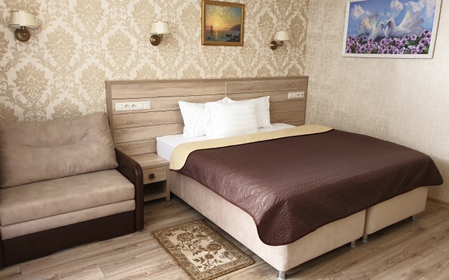 Celentano Mini-Hotel