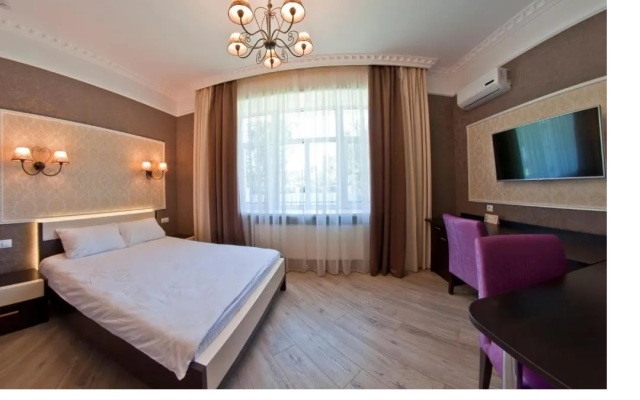 Svetlitsa Hotel