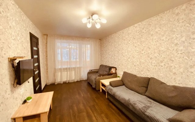 Michurinskaya 173k2 Apartments