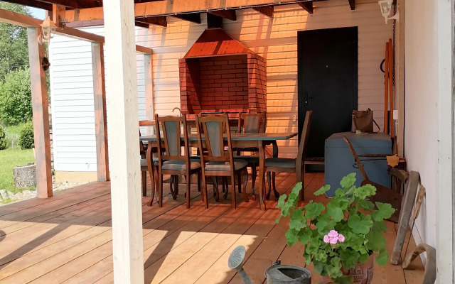 Частный дом Дом с мезонином на озере Селигер