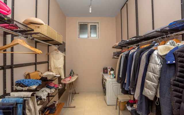 Eksklyuzivny Dom Na Chernoy Rechke Private house