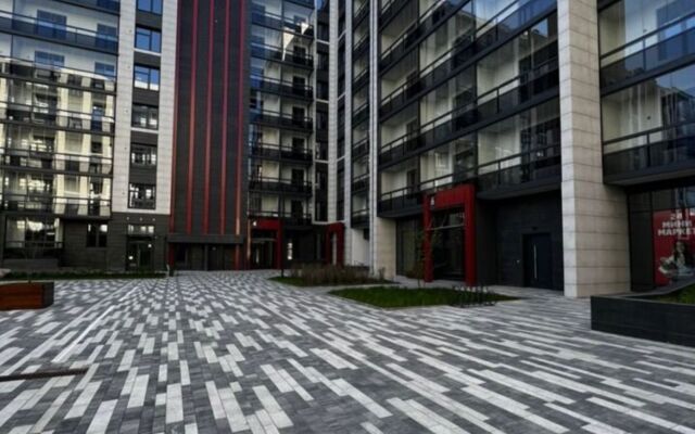 Na Lesnoy Ryadom S Litovskoy 11 Flat