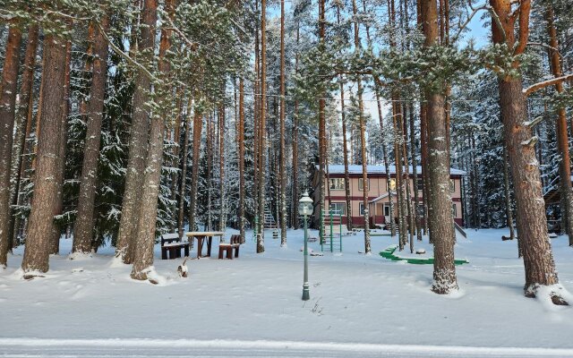 Отель База отдыха Заветное