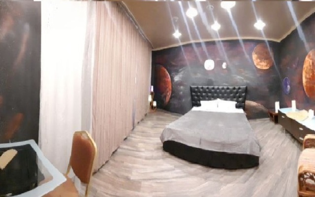 Holiday-In Guest house