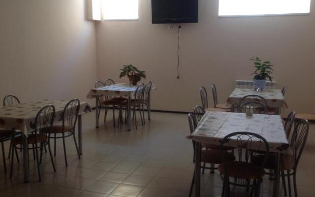 Violetta Guest House