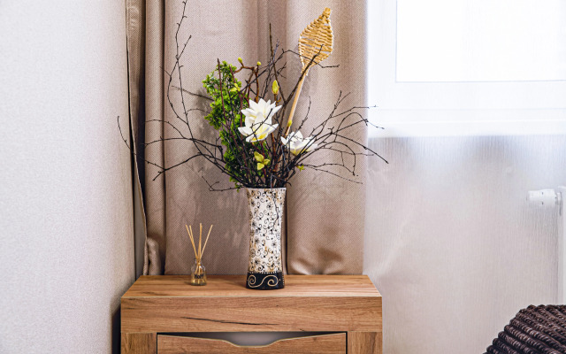 Апартаменты SunSet Чазова 2