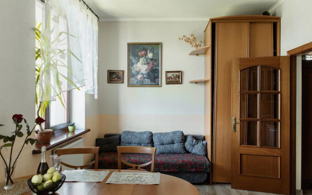 Апартаменты Трехкомнатные с камином в самом центре Новый дом