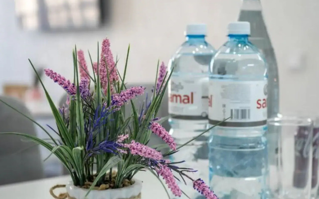 Na Prospekte Al-Farabi 41/3 Blok 3 Apartment