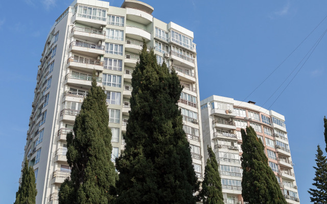 Na Bogdana Khmelnitskogo 10 Flat