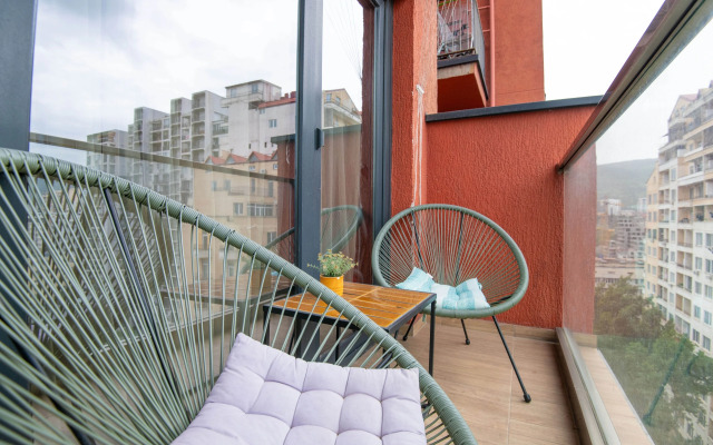 Апартаменты рядом с парком и метро