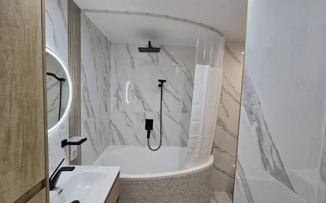 Квартира Евродвушка Люкс Ломоносова 6