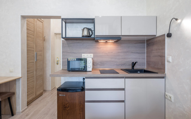 Pokrovskij park Uluchshennaya studiya s 2 krovatyami i mini-kuhnej Apartment