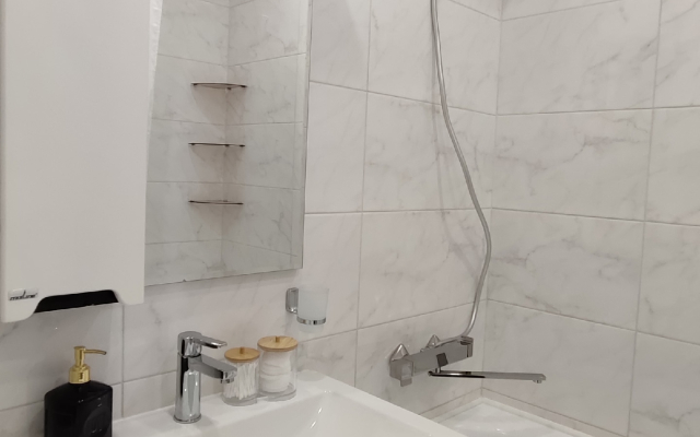 Dvushka S Izolirovannymi Komnatami Flat
