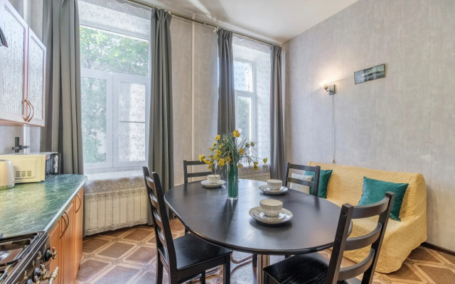 Sovremennye u Kazanskogo sobora Apartments