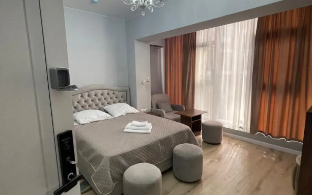 Prosvescheniya 153a Flat