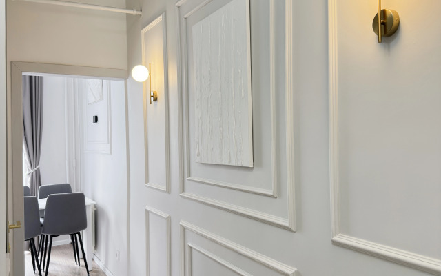 Квартира Современная Классика с Кинотеатром в Центре Art Apart 4