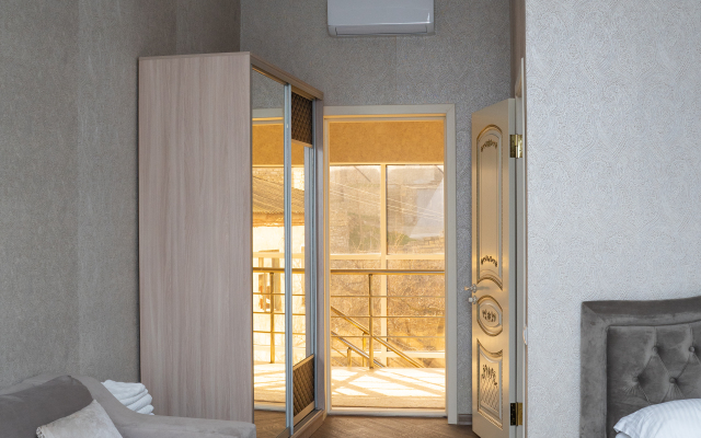 Ritsa Hotel