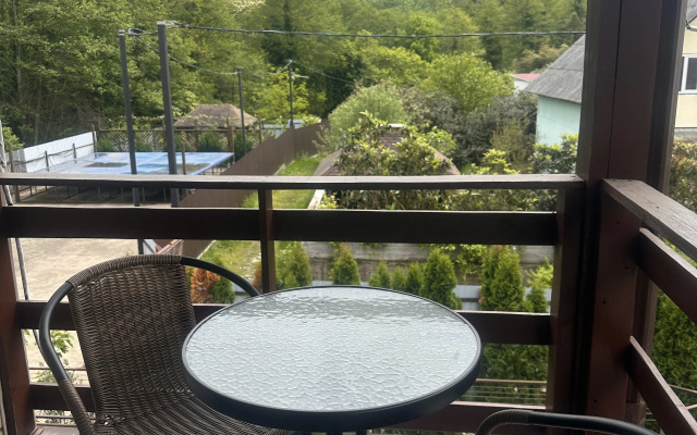 Dom U Gornoi Reki Guest House