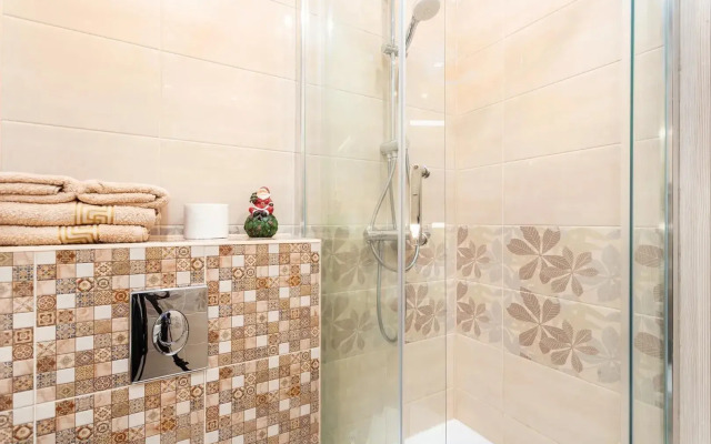 Na Komendantskom Prospekte 64k1 Apartments