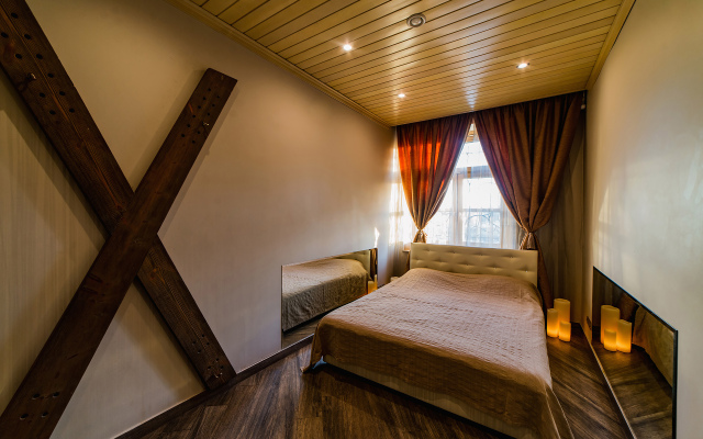 Holiday-In Guest house