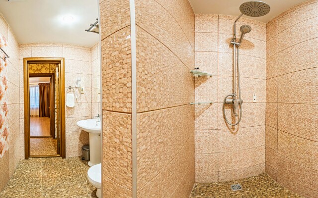 Sakvoyazh Hotel