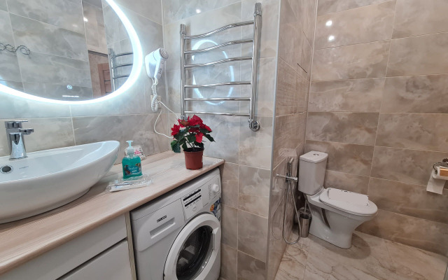 Na Ulitse Kuryzhova 13 (313) Flat