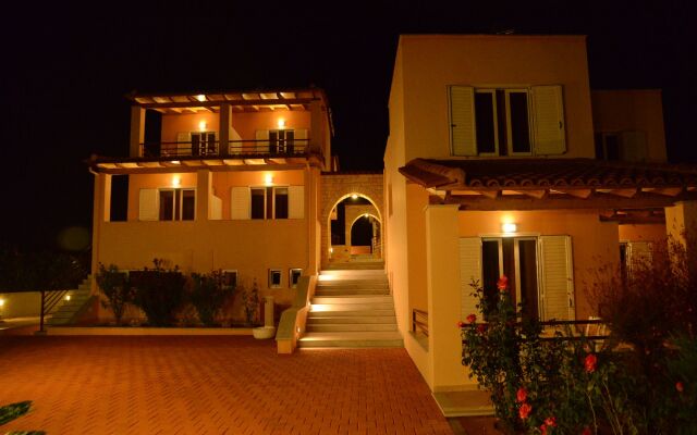 Marias Filoxenia Suites Apart-Hotel