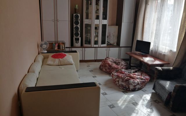 Domashnie Apartment