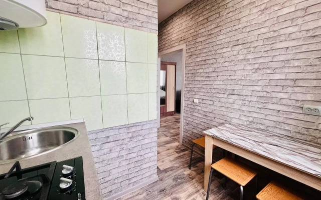 Апартаменты на Комиссара Московского 12