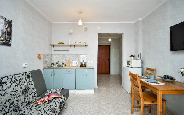 Квартира Просторная студия с красивым новым ремонтом