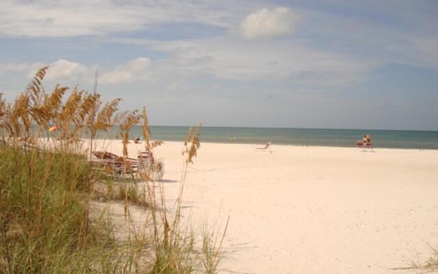 Апартаменты Siesta Breakers 603