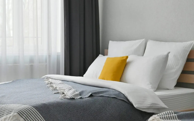 Baltiyskiy briz: tri komnaty u morya Flat