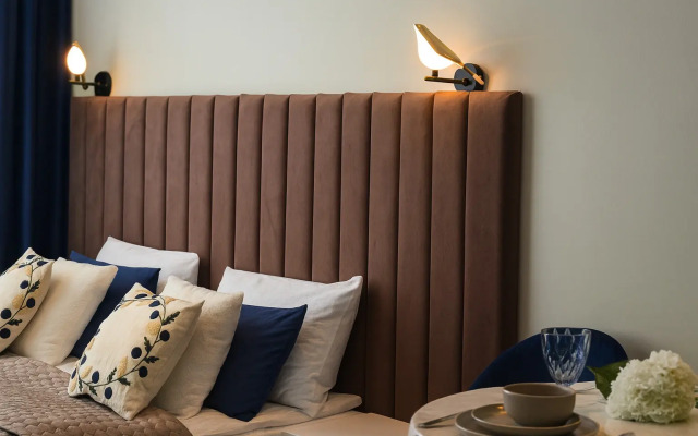 Квартира у Метpо Лaдoжская