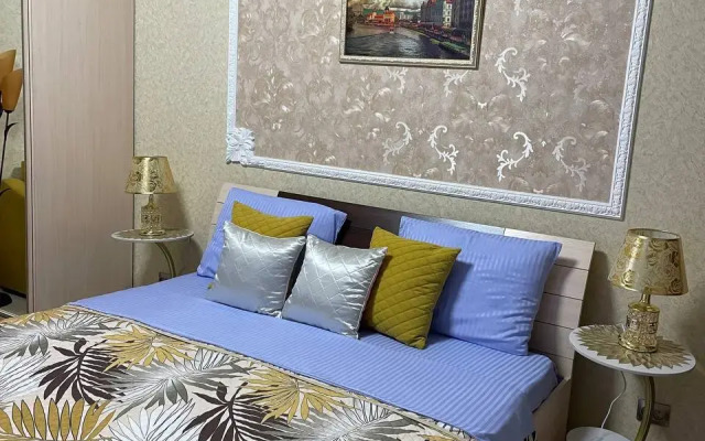 Vblizi Korolevskikh Vorot Apartments