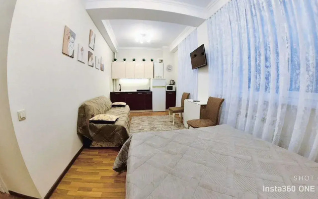 Na Volzhskoy Ulitse 85A Apartments