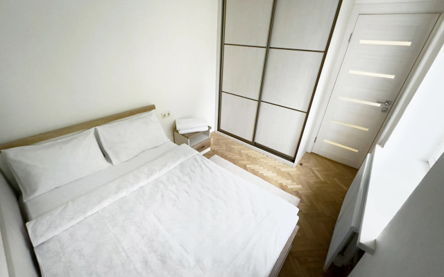 Апартаменты 2-комн на Немиге (Романовская слобода)