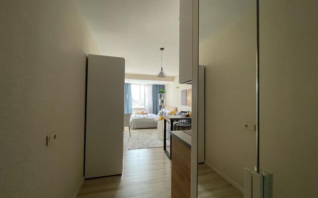 Апартаменты Студия День Ночь с Видом На Горы