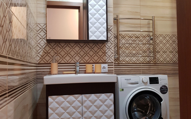 Na Nizhneimeretinskoy 143 Flat